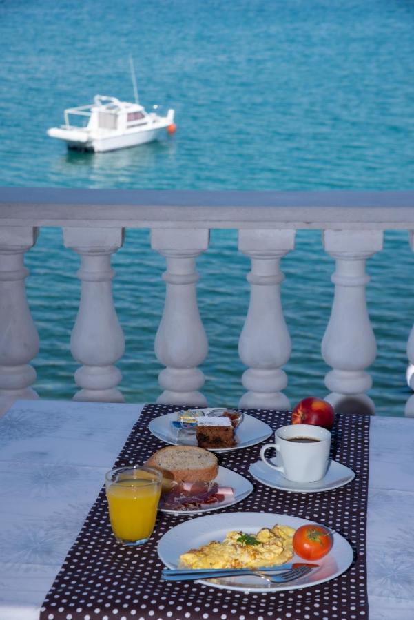 Bellavista Bed And Breakfast Паг Екстериор снимка