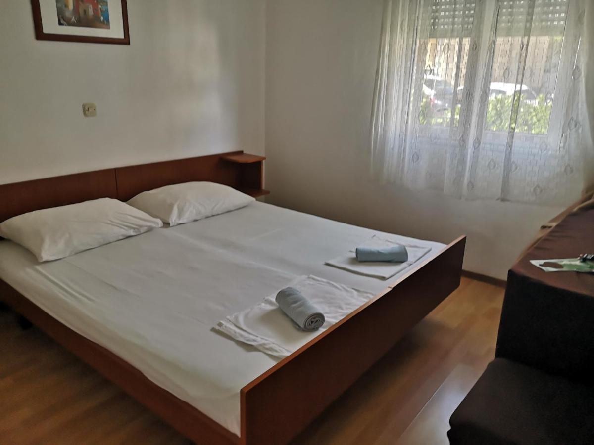 Bellavista Bed And Breakfast Паг Екстериор снимка