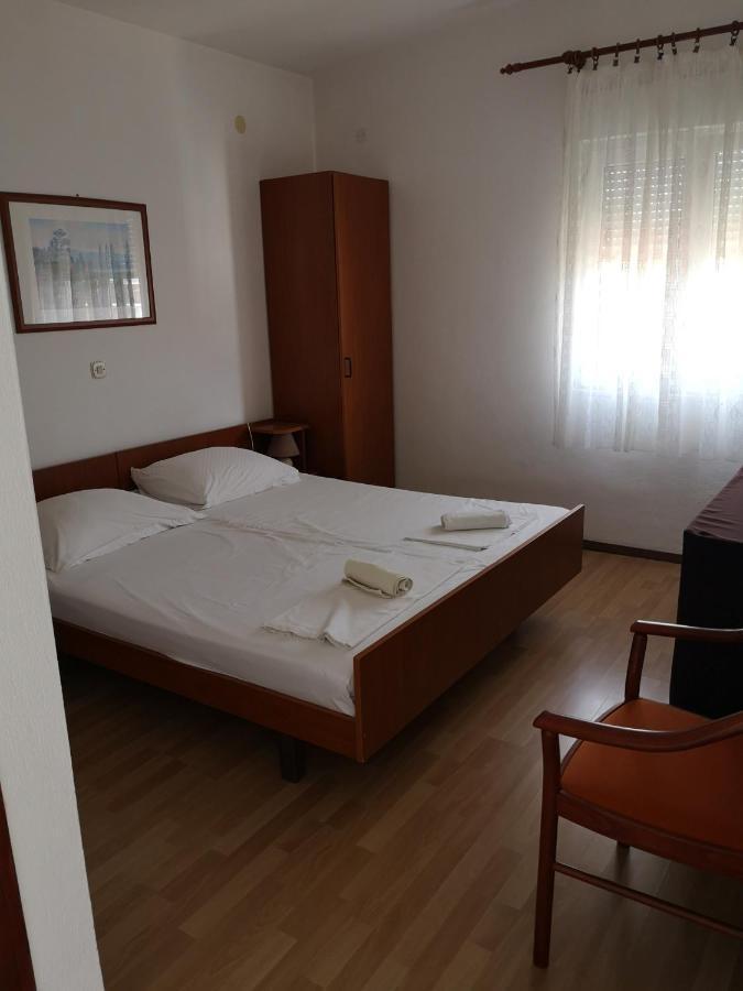 Bellavista Bed And Breakfast Паг Екстериор снимка