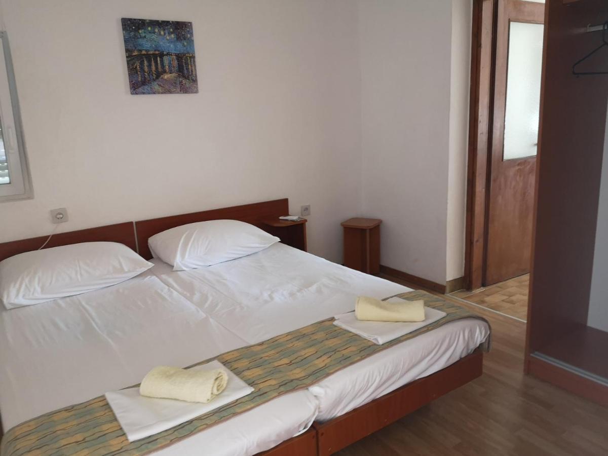 Bellavista Bed And Breakfast Паг Екстериор снимка